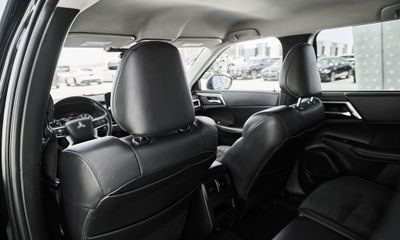 2022 Mitsubishi Outlander SE