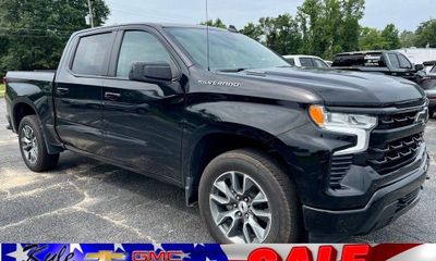 2025 Chevrolet Silverado RST