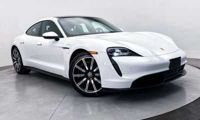 2024 Porsche Taycan
