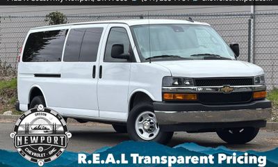 2024 Chevrolet Express LT EXT