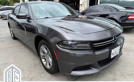 2015 Dodge Charger SE