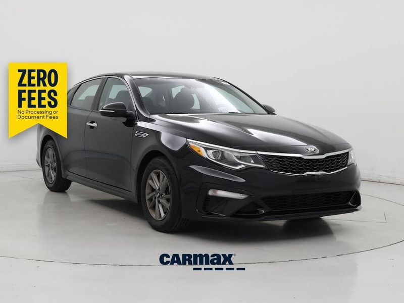 2020 Kia Optima — a typically priced live listing