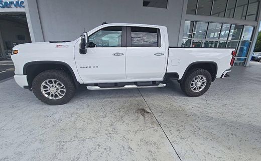 2025 Chevrolet Silverado HD LT