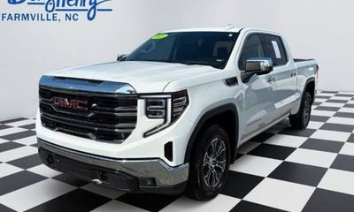 2025 GMC Sierra SLT