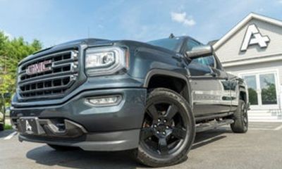 2020 GMC Sierra SLE