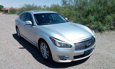 2016 Infiniti Q70 3 7
