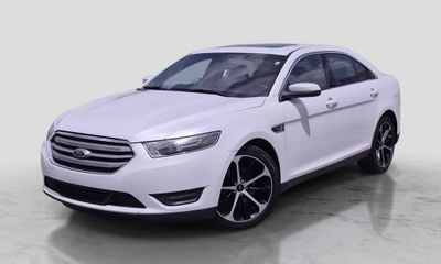 2015 Ford Taurus SEL