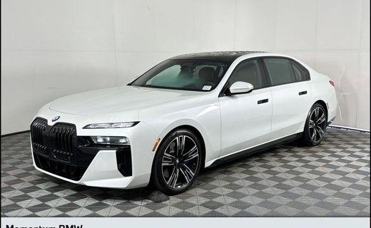 2023 BMW 760i xDrive
