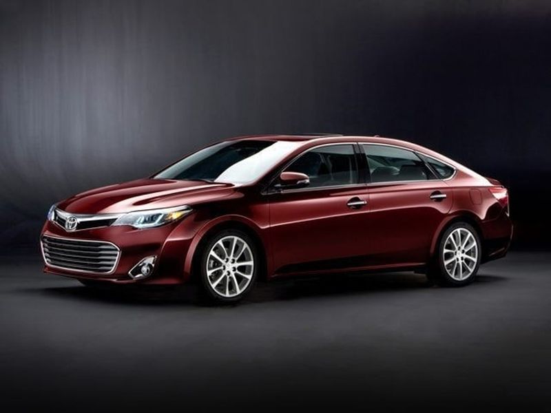 2014 Toyota Avalon — a typically priced live listing