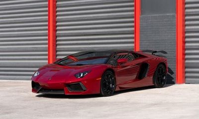2016 Lamborghini Aventador Roadster