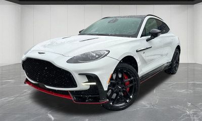 2026 Aston Martin DBX S