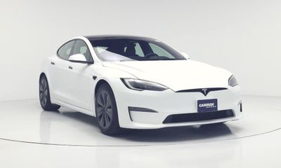 2023 Tesla Model S Standard Range