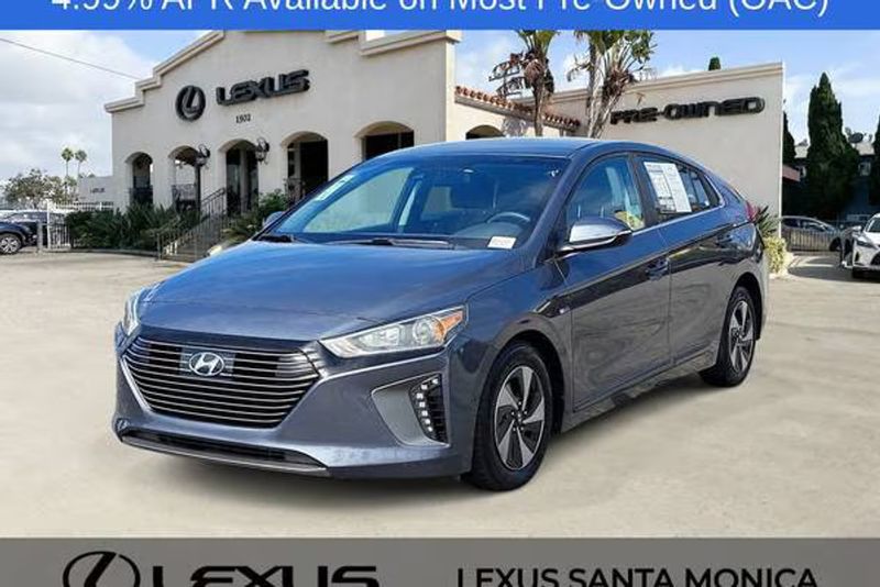 2017 Hyundai Ioniq — a typically priced live listing