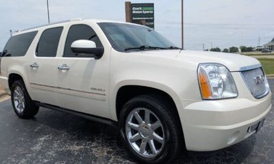 2011 GMC Yukon XL Denali