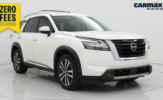 2022 Nissan Pathfinder Platinum