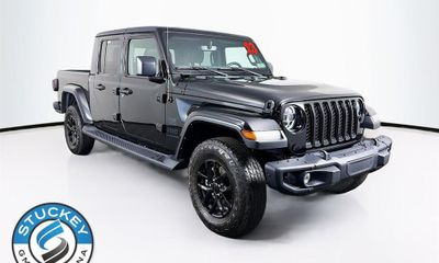 2023 Jeep Gladiator Sport