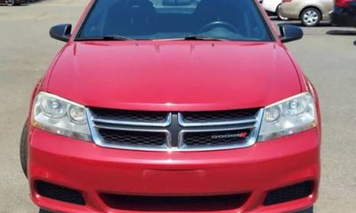 2013 Dodge Avenger SE