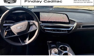2024 Cadillac Lyriq LUX 1