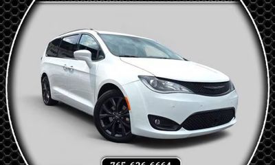 2020 Chrysler Pacifica Touring L Plus