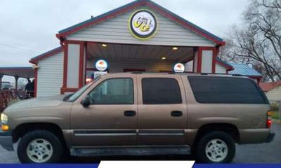 2004 Chevrolet Suburban LS V6308156