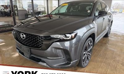 2025 Mazda CX-50 Premium Plus