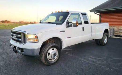 2005 Ford F-350 XL