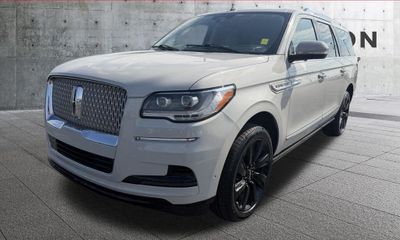 2022 Lincoln Navigator L Reserve