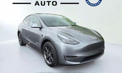 2025 Tesla Model Y Long Range