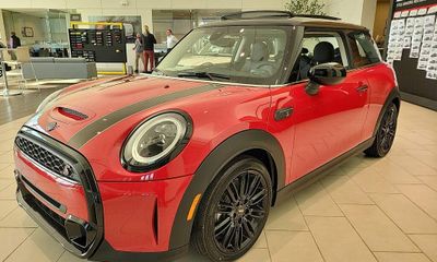2023 Mini Hardtop S Hatchback