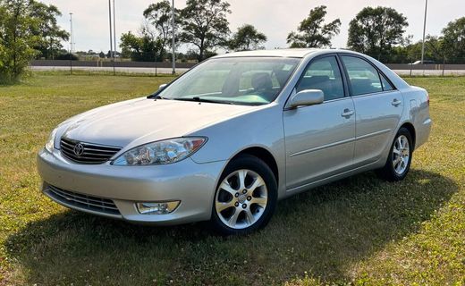 2005 Toyota Camry XLE
