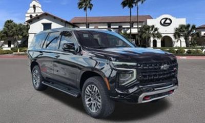 2025 Chevrolet Tahoe RST