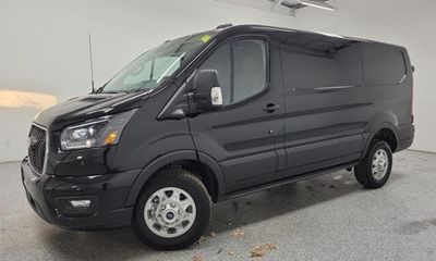 2026 Ford Transit LOW Roof