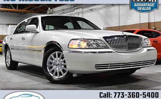 2006 Lincoln Town CAR Signature