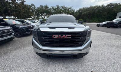 2024 GMC Sierra Fleet Base