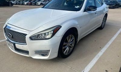 2015 Infiniti Q70 37