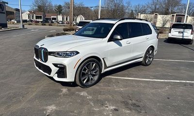 2022 BMW X7 M50I