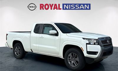 2025 Nissan Frontier SV