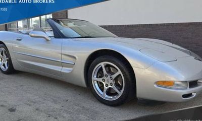 2004 Chevrolet Corvette