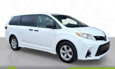2020 Toyota Sienna D Grade