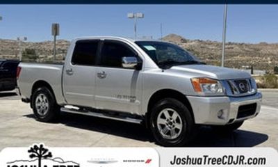 2011 Nissan Titan SV