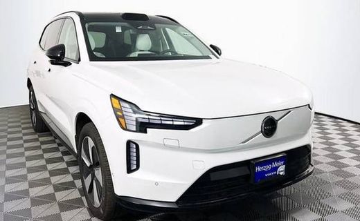 2025 Volvo EX90 Plus