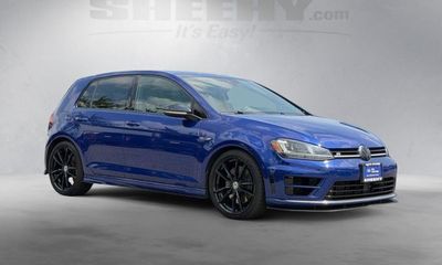 2017 Volkswagen Golf R Base