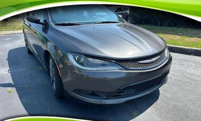 2016 Chrysler 200 200S