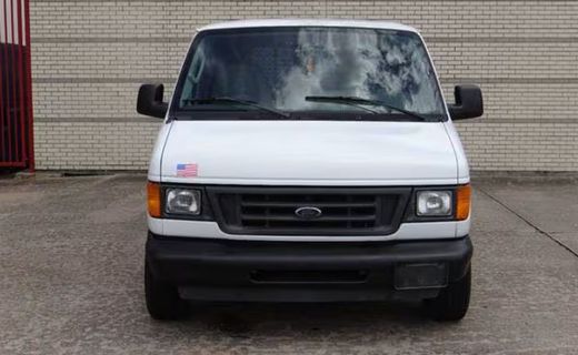 2003 Ford E-150