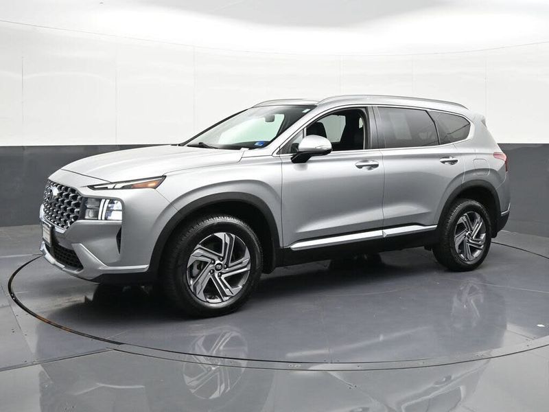 2023 Hyundai Santa FE — a typically priced live listing