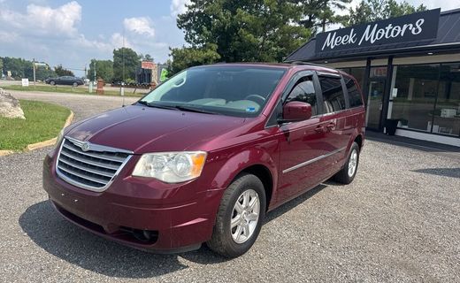 2009 Chrysler Town AND Country