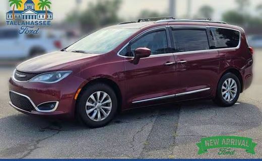 2018 Chrysler Pacifica Touring L Plus