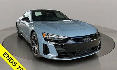2022 Audi E-Tron GT Quattro Premium Plus