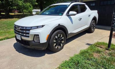 2025 Hyundai Santa Cruz SEL Activity