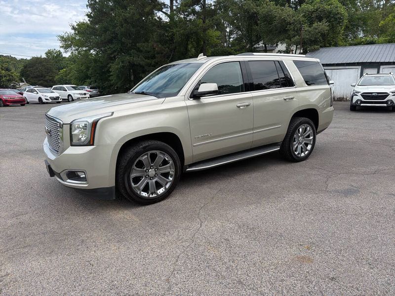 2016 Gmc Yukon — a typically priced live listing